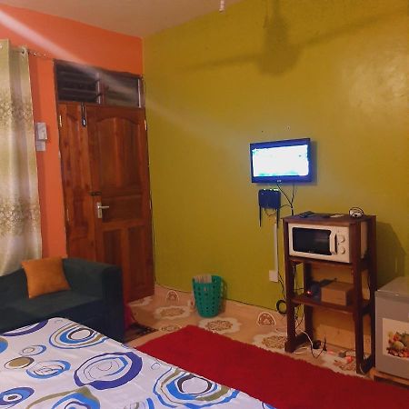 Gloria'S Place Studio Mombasa Kültér fotó