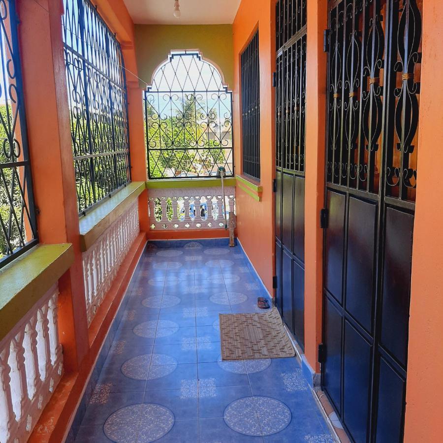 Gloria'S Place Studio Mombasa Kültér fotó